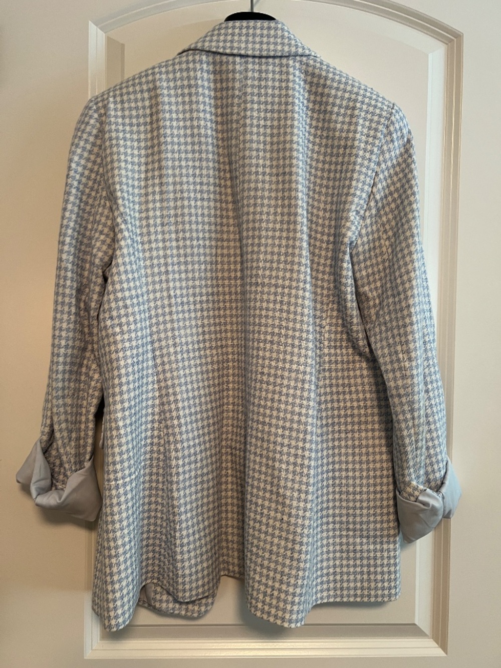 Ann Taylor Blue & White Houndstooth Blazer (Size 6) - Picture 3 of 4